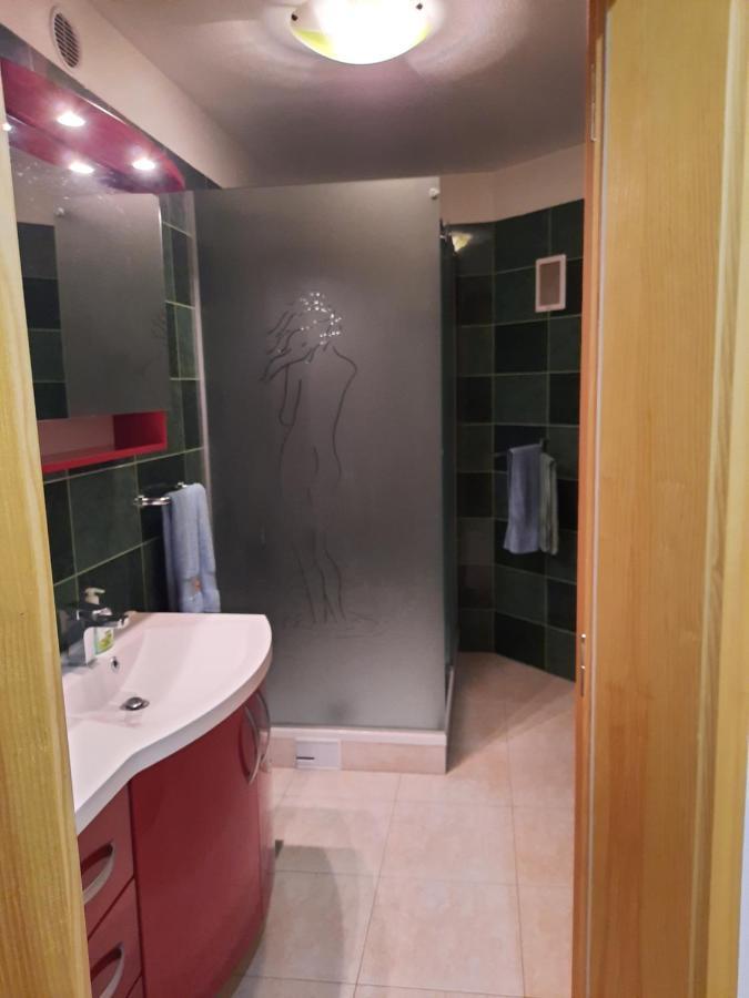 Country House Zemljanka Sentrupert  Екстер'єр фото